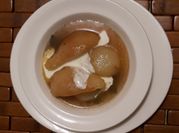Una foto de jugo de pera