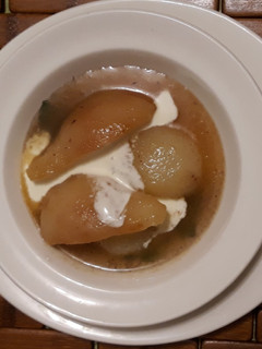 Una foto de Postre de peras al jugo