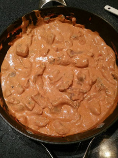 A picture of Beef Stroganoff.