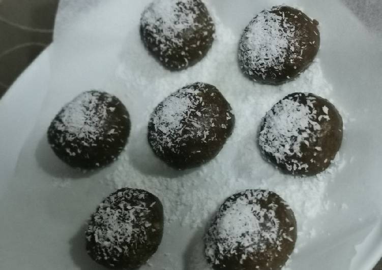 Steps to Prepare Speedy Nutella cookie balls