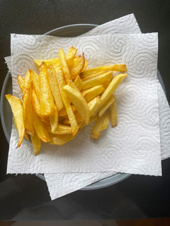 A picture of Τηγανίτες Πατάτες - the best home fried chips!.