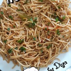 A picture of Noodles.