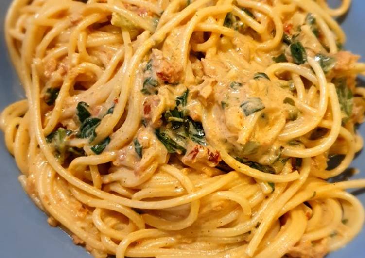 Recipe of Favorite Pasta with sun dried tomato sauce