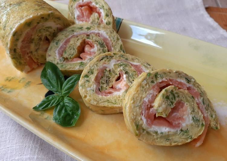 Simple Way to Prepare Favorite Rotolo di zucchine e salmone