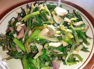 Foto resep Tumis daun bawang merah