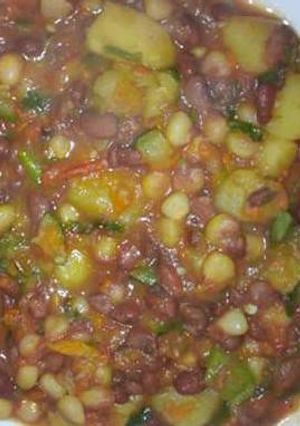 A picture of Githeri with potatoes.