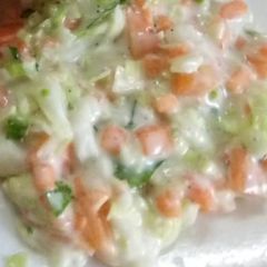 A picture of Carrots & cabbage dip.