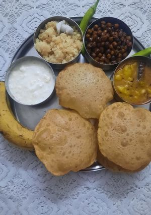 अष्टमी की 🥰 भोग थाली 🥰 रेसिपी मुख्य फोटो