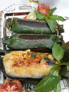 Foto resep Nasi Bakar Ayam Suwir