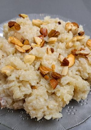 મીઠા પૌવા (Sweet Poha Recipe In Gujarati) રેસીપી મુખ્ય ફોટો