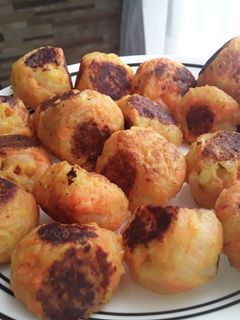 Una foto de Croquetas de Papa y Zanahoria!!! 😜😝🥕🥔🌰🍘