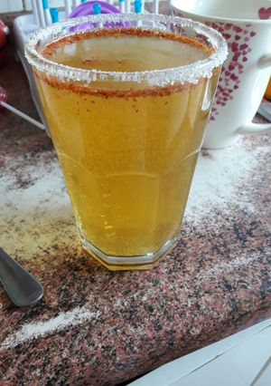 Una foto de Michelada