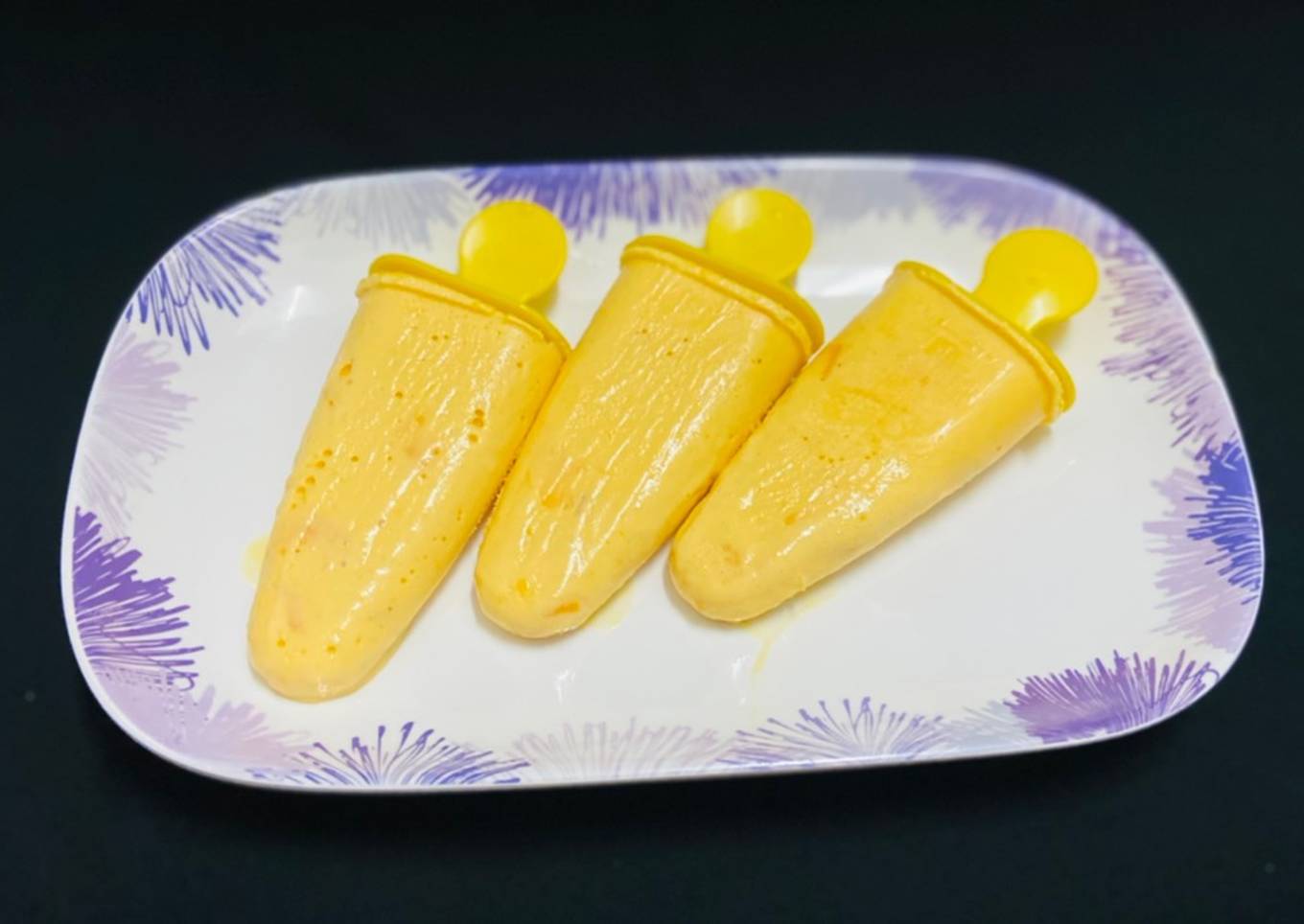 Alphonso mango cream popsicle /kids favorite dessert