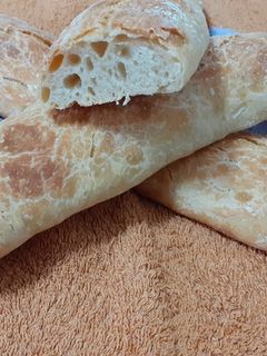 Una foto de Baguettes muy crujientes