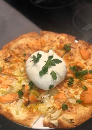 Une photo de TARTE SAUMON BURRATA ✨😍