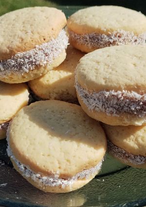 Una foto de Alfajores de Maicena