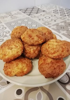 Una foto de Panecillos de queso