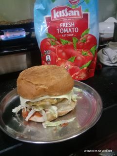 बर्गर (Burger recipe in hindi) रेसिपी मुख्य फोटो