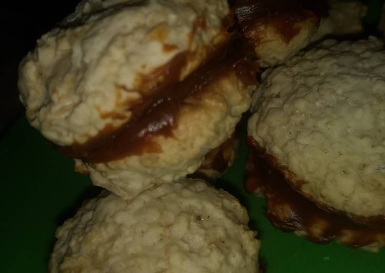 Recipe of Favorite Alfajores de Avena