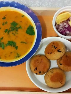 दाल बाटी (Dal Bati recipe in in Hindi) रेसिपी मुख्य फोटो