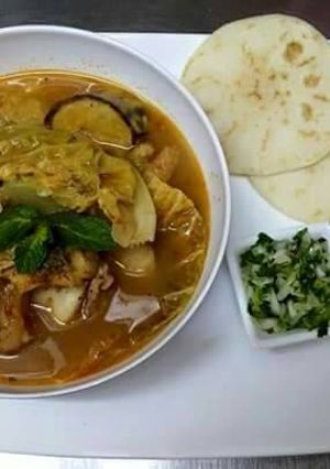 Una foto de Sopa de pata salvadoreña