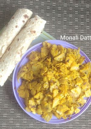 वधारेली सूकी रोटली(vagharela suki rotli recipe in hindi) रेसिपी मुख्य फोटो