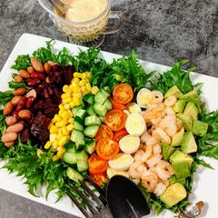★Rainbow cobb salad★ A picture of ★Rainbow cobb salad★.