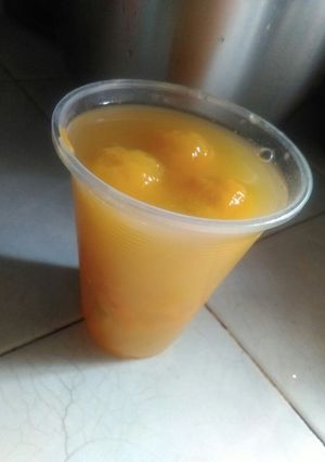 Una foto de Agua de Ciruela amarilla