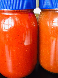 A picture of Rich & thick tomato paste.