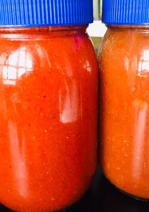 A picture of Rich & thick tomato paste.