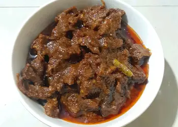 Cara Menyajikan Daging bumbu bali Paling Enak