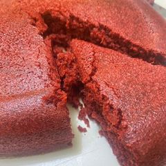 A picture of Instant red velvet cake.