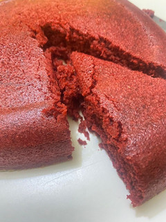 A picture of Instant red velvet cake.