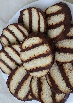 Csíkos süti recept fotója