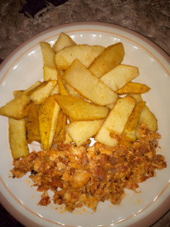 A picture of Fried yam.