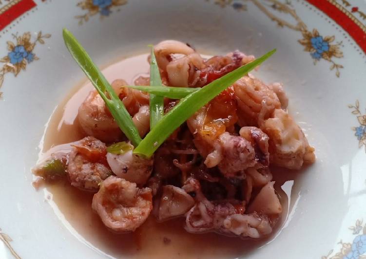 Langkah Mudah untuk Membuat Oseng Cumi cumi + udang Anti Gagal