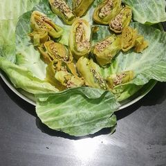 A picture of Cabbage leaf vadi.