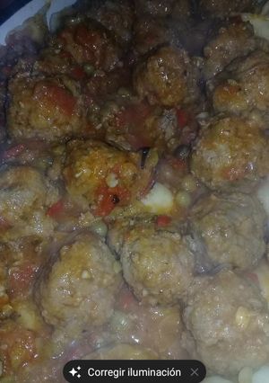 Una foto de Albóndigas con ravioles🙄