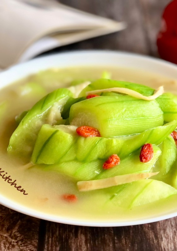 清炒絲瓜 / 家常菜 /自種菜 的食譜成品照片