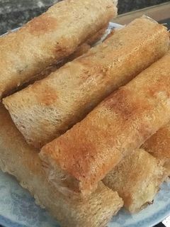 Hình của món Nem rế.