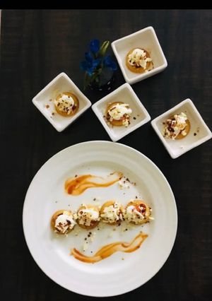A picture of Monaco cheesy bites.