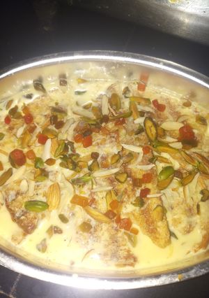 A picture of Mango flavoured shahi tukda.