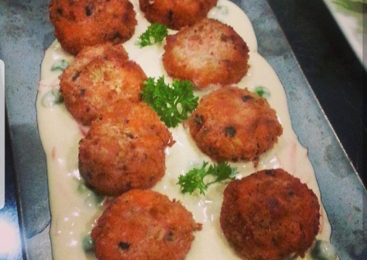 Salmon Patty with Cream Cheese sauce