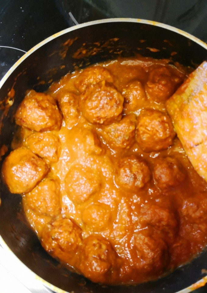 Una foto de Albóndigas con salsa de tomate