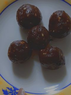 عکسی از دستور حلوا خرمایی