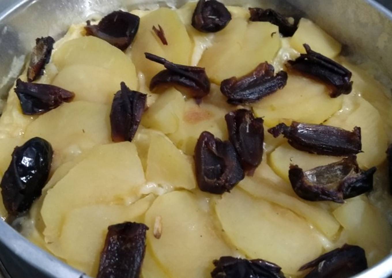 Bolu Apel Kurma Kismis Kukus