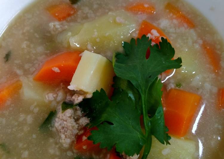 Cara Gampang Menyiapkan Sup Daging Sapi cincang, Sempurna