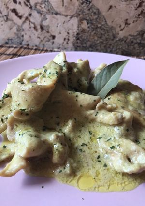 Una foto de Pollo al curry 🍗