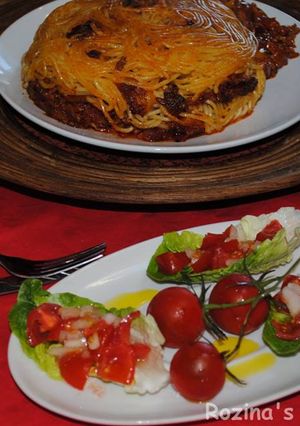 A picture of Persian style spaghetti.
