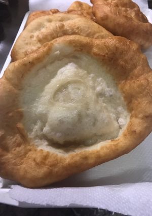 Lángos, ami nem szívja be az olajat + az elmaradhatatlan fokhagyma recept fotója
